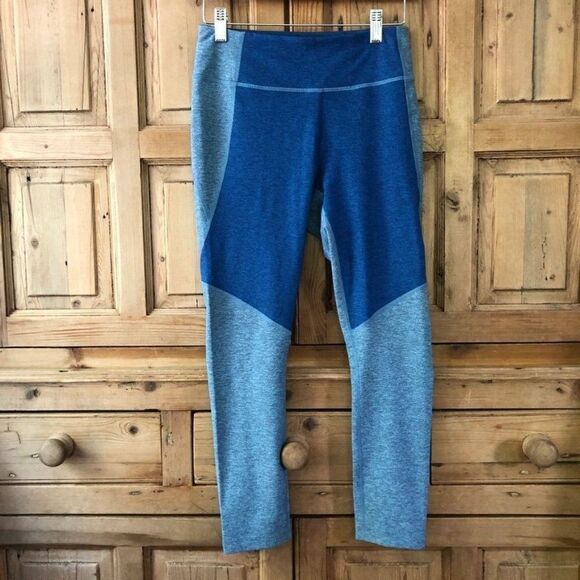 Outdoor Voices Small Two‎ Tone Blue Cropped Leggings Colorblock Athletic 24" - Picture 1 of 7